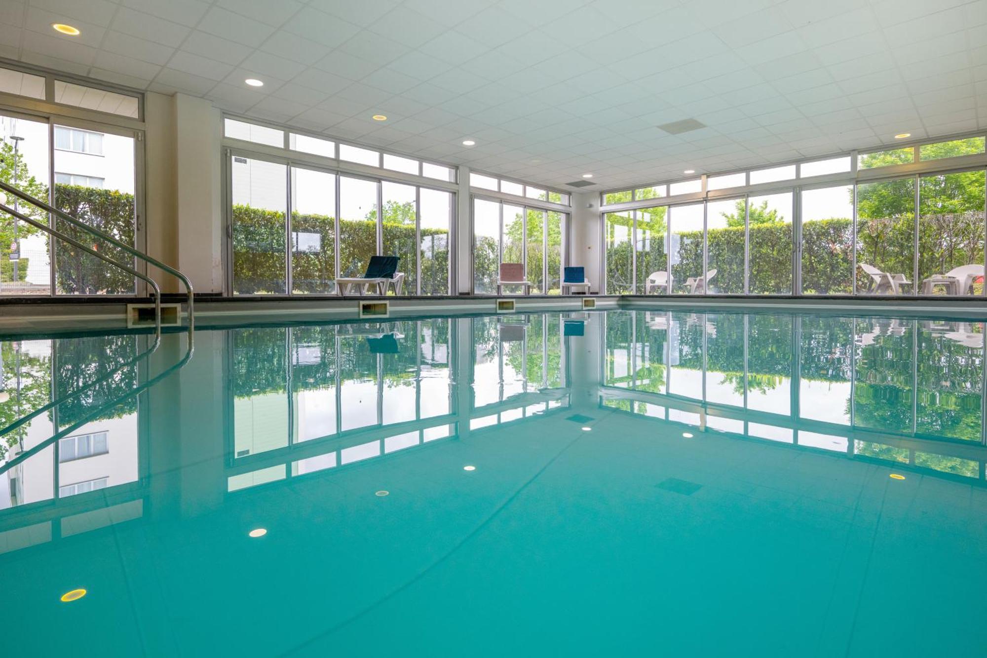Nemea Aeroport Aparthotel 3*