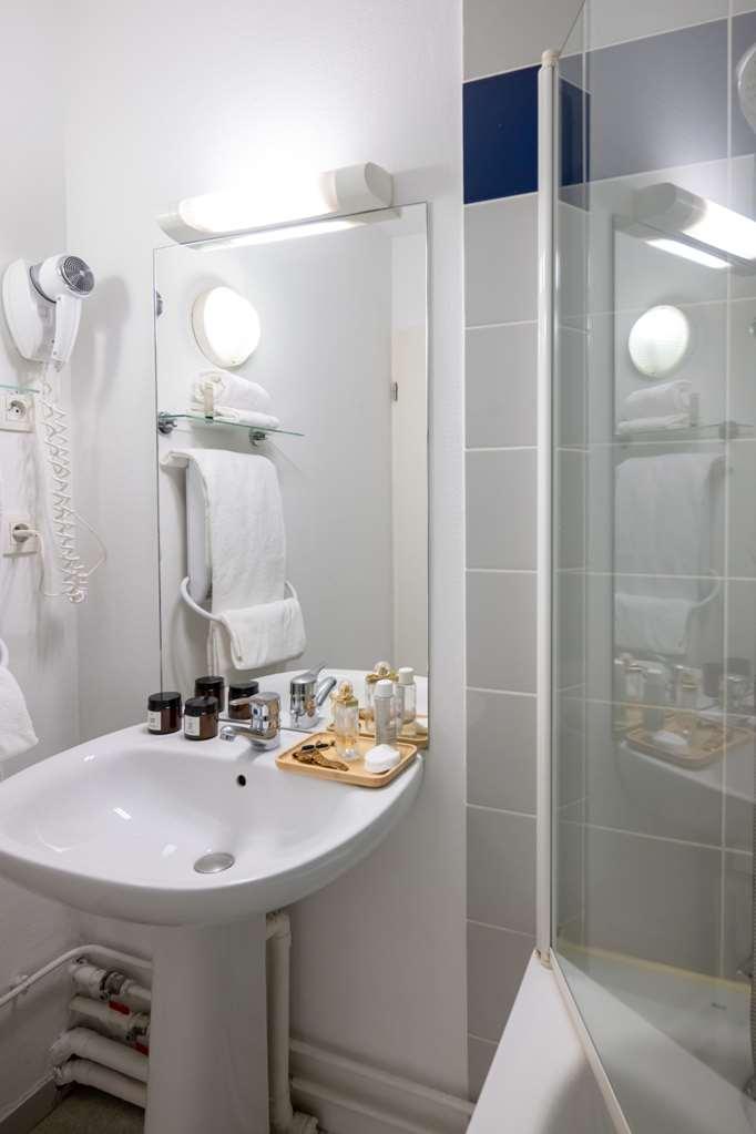 Nemea Aeroport Aparthotel 3*