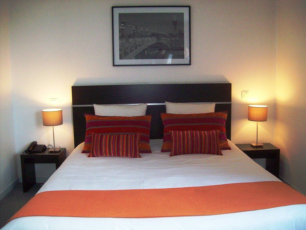 Aparthotel Nemea Aeroport 3*